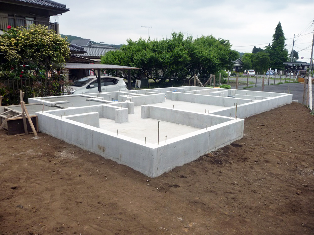 青梅市F様邸-基礎完成-