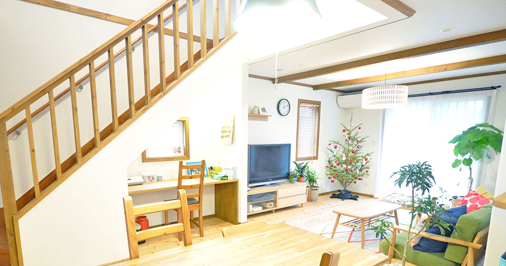 大きな吹抜けのある大空間リビング