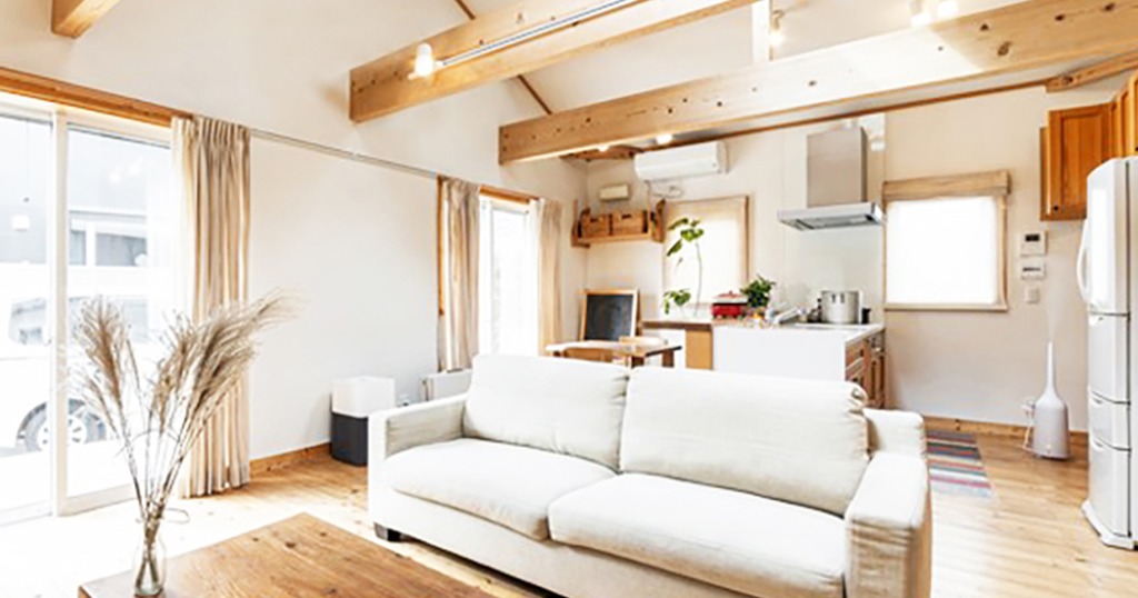 完成見学会/ネコと暮らす大空間リビングの平屋で大屋根のおうち