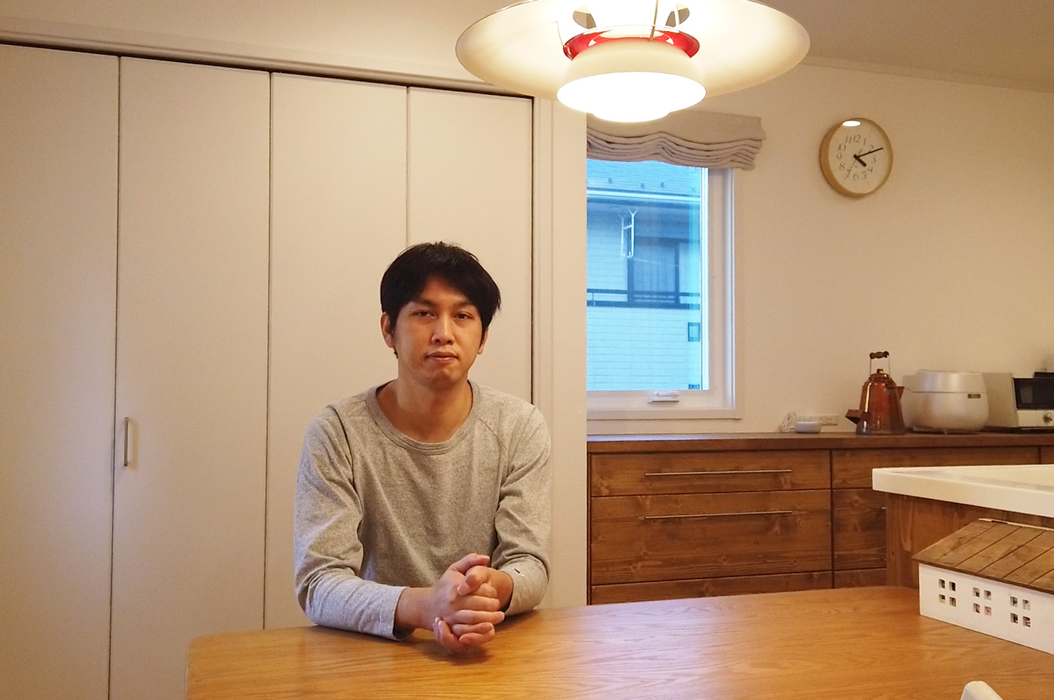 「無垢の床が心地よく、とても過ごしやすいです」